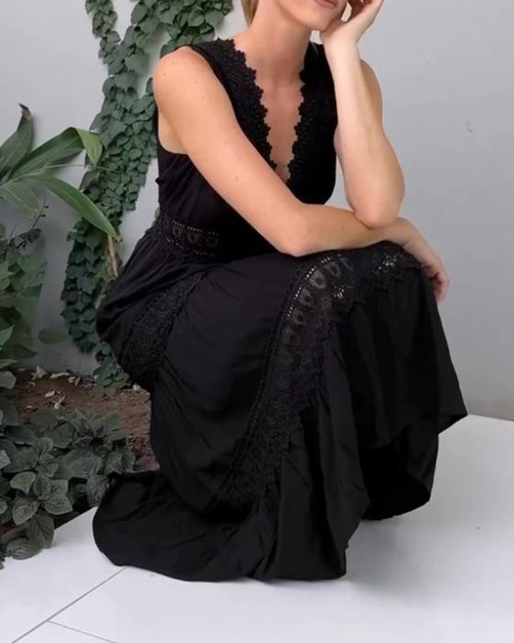 STEPHANY | ELEGANT V-NECK DRESS